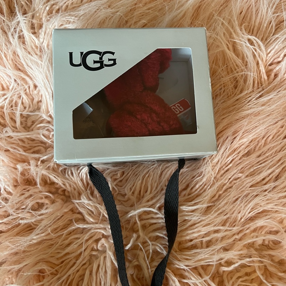 UGG Fluff Yeah slide